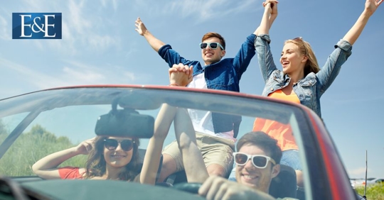 friends on spring break road trip